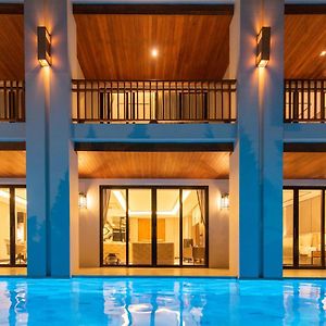 Deluxe Family Suite